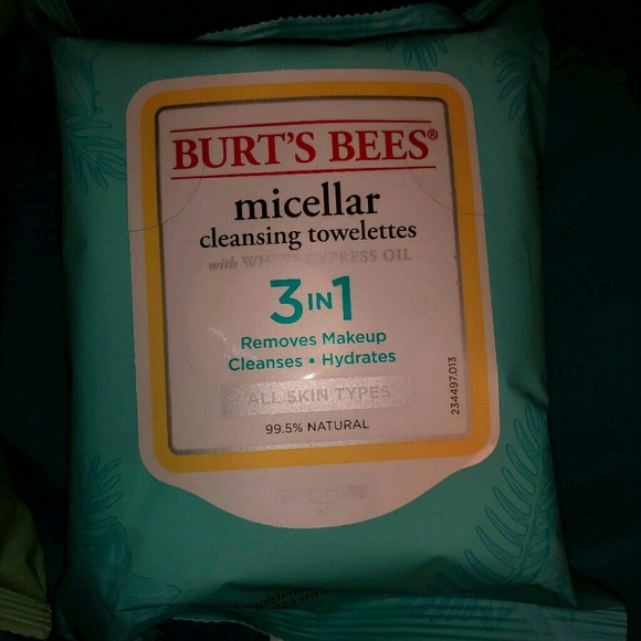 Burts bees makeup wipe bundle - Picture 3 of 3